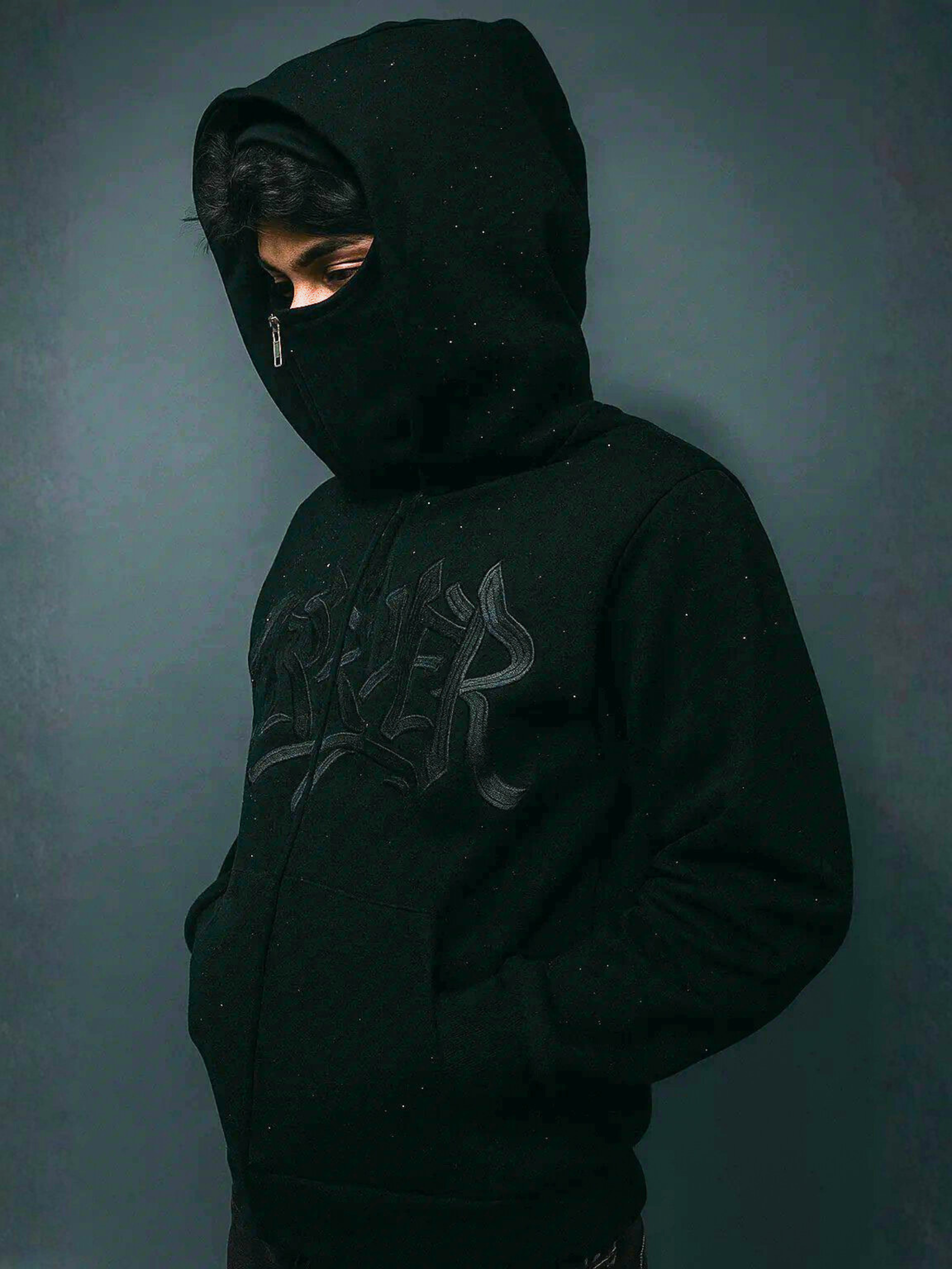 THE SHROUD ZIP-UP HOODIE