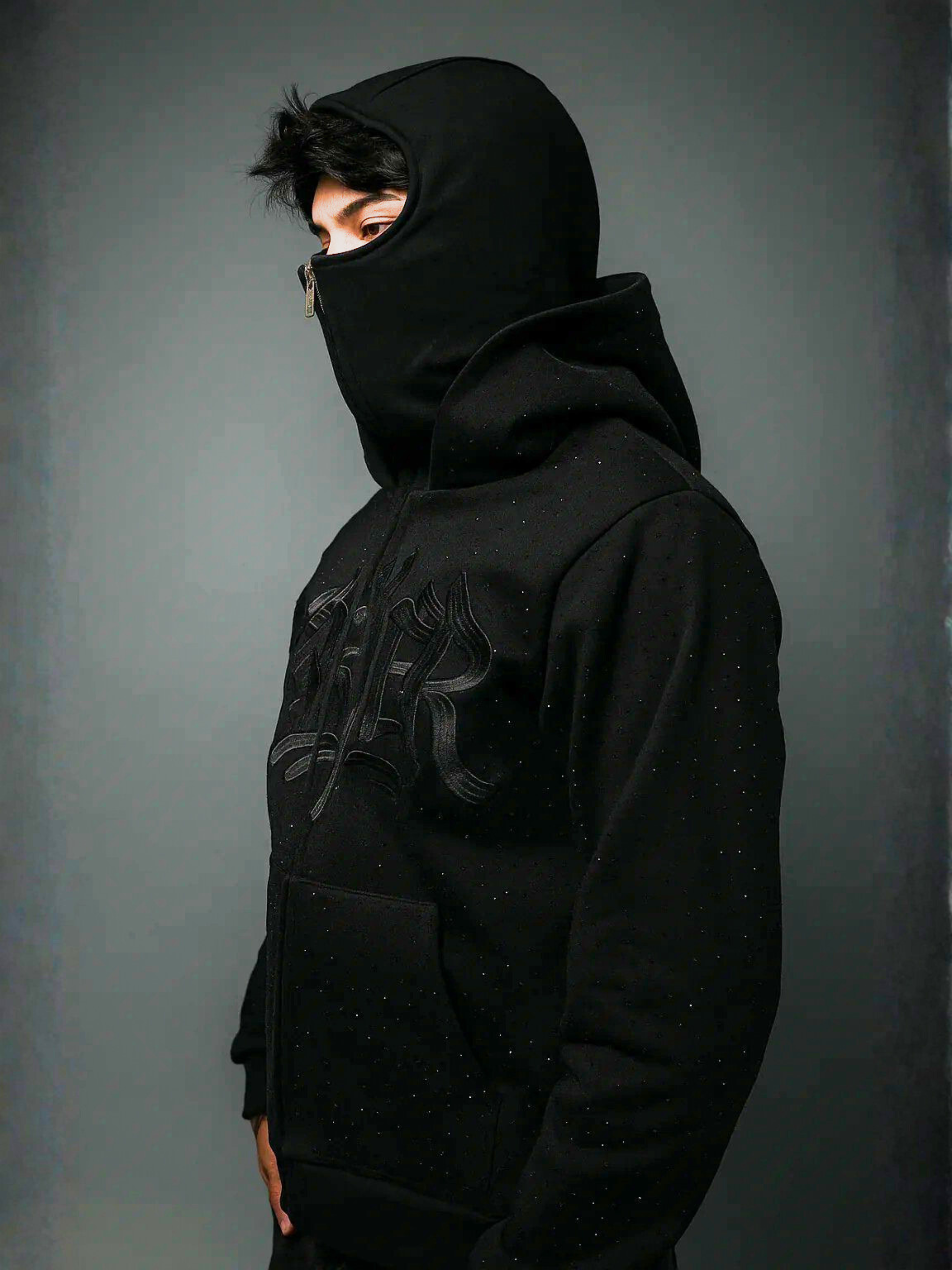 THE SHROUD ZIP-UP HOODIE