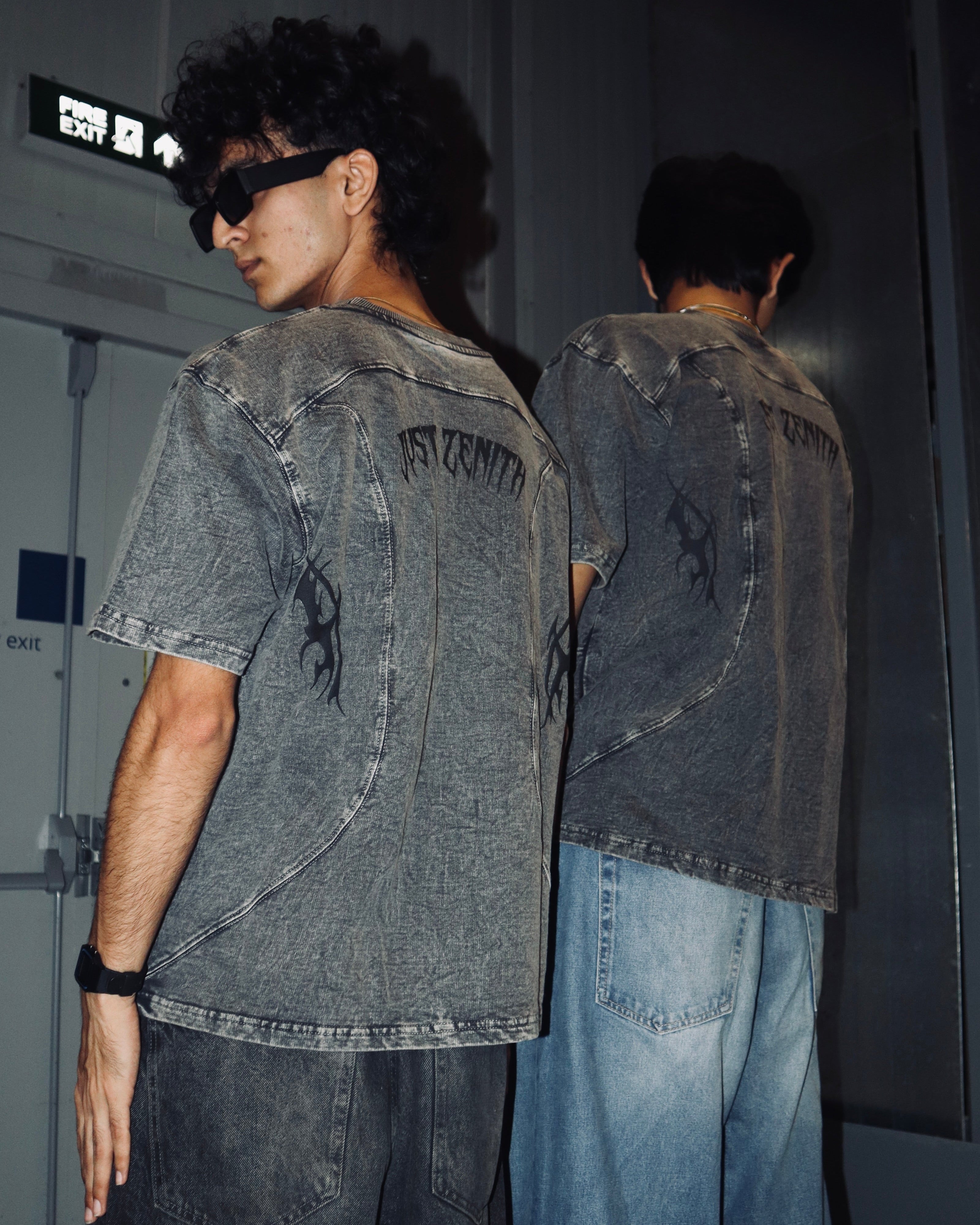 DEAD SEASON OVERSIZED TEE